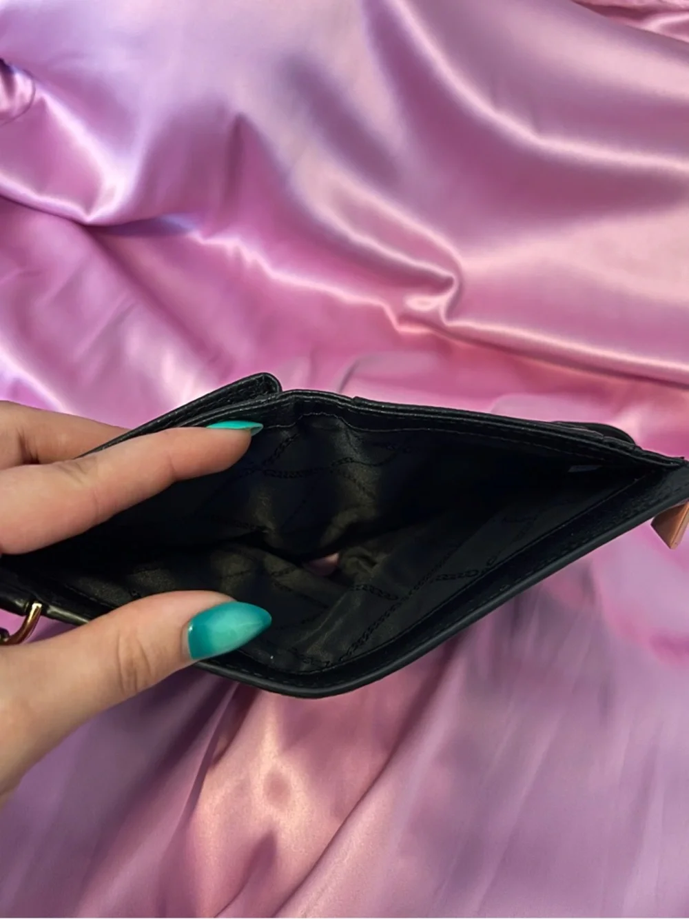 Michael Kors Wallet - Picture 7 of 11